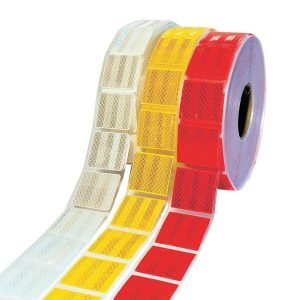 3M™ Diamond Grade™ 997S Ruban Adhésif Réfléchissant Micro prismatique Segmenté Classe C Marqué ECE104 DG3 – Rouleau 50m x 51mm, Depuis… PV TTC
